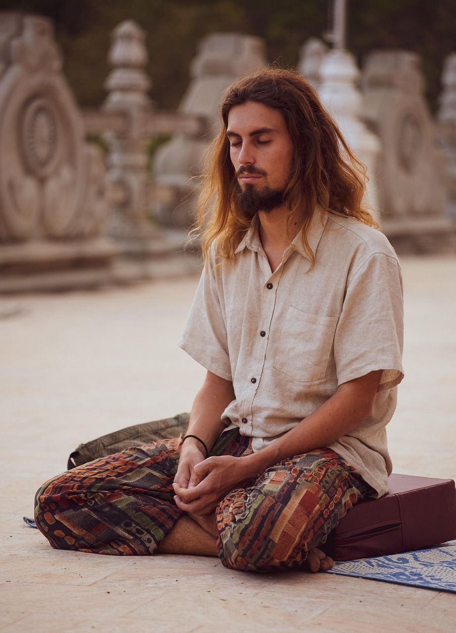 entdecken sie wege zum inneren frieden – praktische tipps, techniken und inspirationen, wie sie harmonie, gelassenheit und emotionale balance in ihrem alltag stärken können.